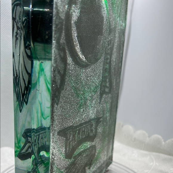 Green and Silver Decorative Clock - Picture 9 of 12